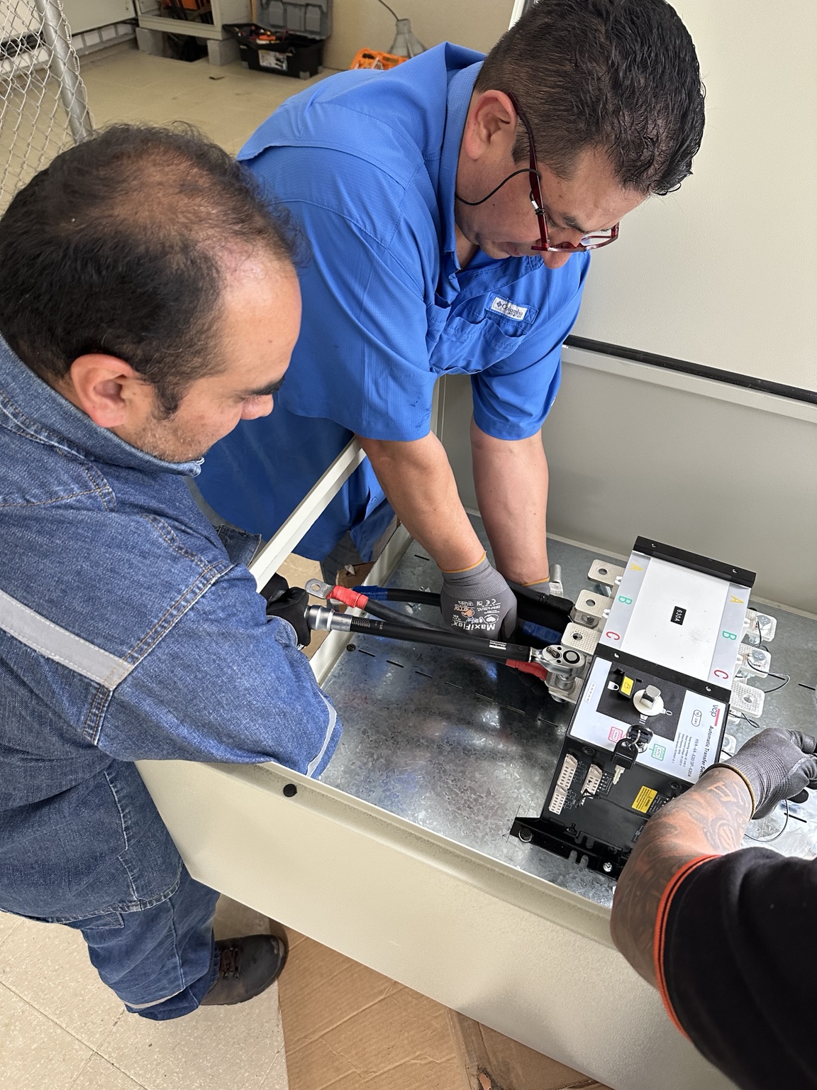 Montaje interior de transferencia automática de 250 A